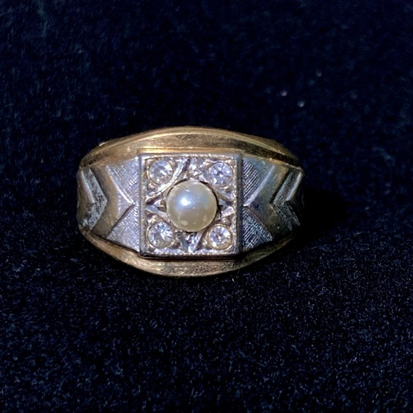 Vintage Men’s 18k HGE white yellow gold ring center pearl sz10